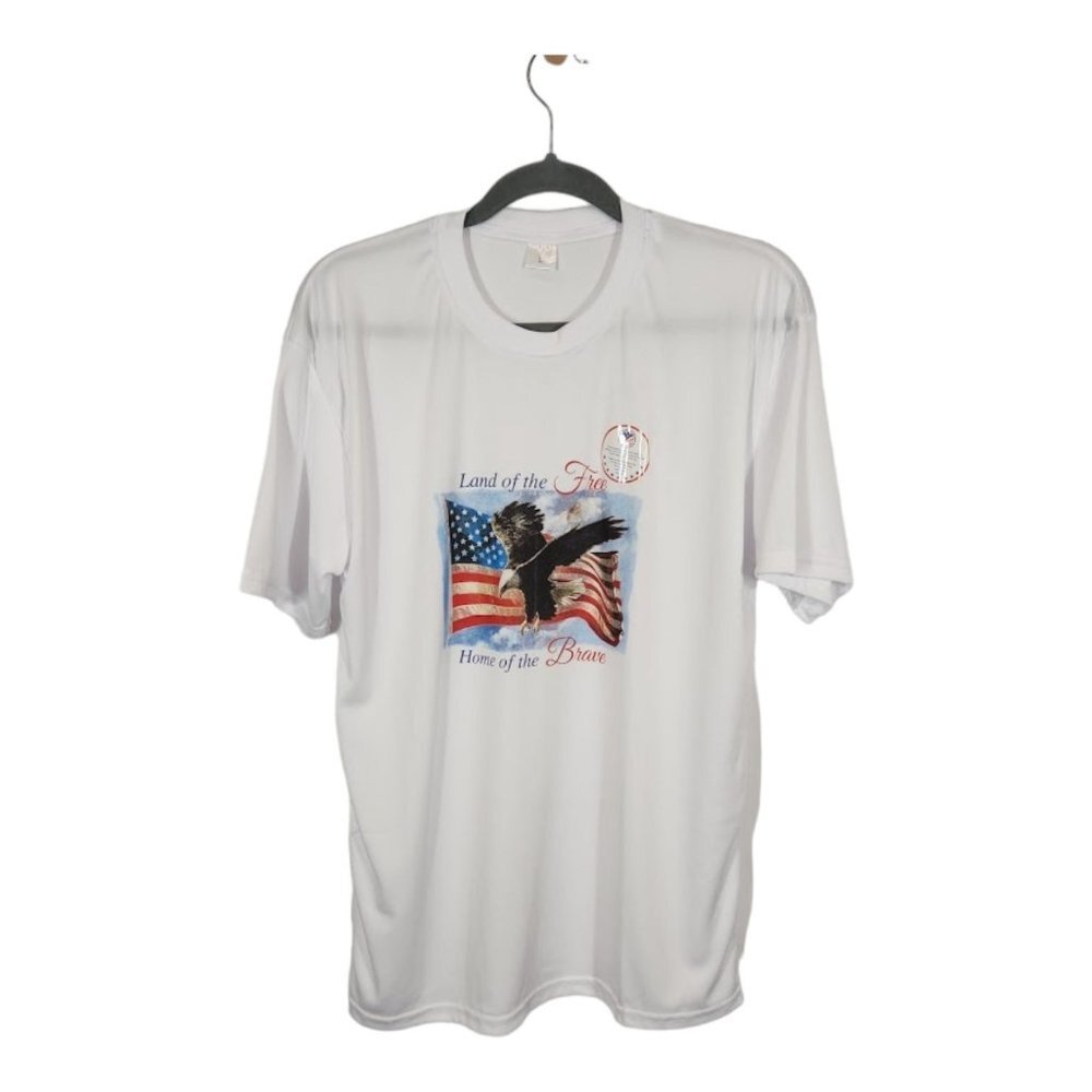 Land of the Free Home of the‎ Brave T-Shirt in White Size Large